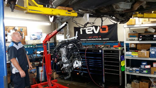 Auto Repair Shop «Hillside Imports», reviews and photos, 4402 SW Beaverton Hillsdale Hwy, Portland, OR 97221, USA