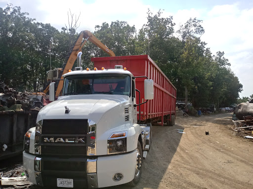 Salvage Yard «Shrum Auto Salvage streetview», reviews and photos, 1050 Old Buck Hill Rd, Goodlettsville, TN 37072, USA