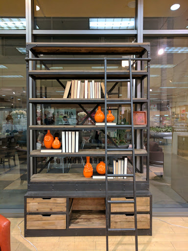 Furniture Store «Urban Home», reviews and photos, 15301 Ventura Blvd, Sherman Oaks, CA 91403, USA