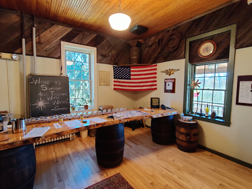 Winery «O-Neh-Da and Eagle Crest Vineyards», reviews and photos, 7107 Vineyard Rd, Conesus, NY 14435, USA