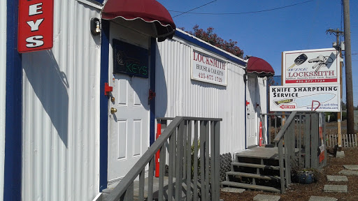 Emergency Locksmith Service «Wise Locksmith», reviews and photos, 19510 Bothell Everett Hwy, Bothell, WA 98012, USA