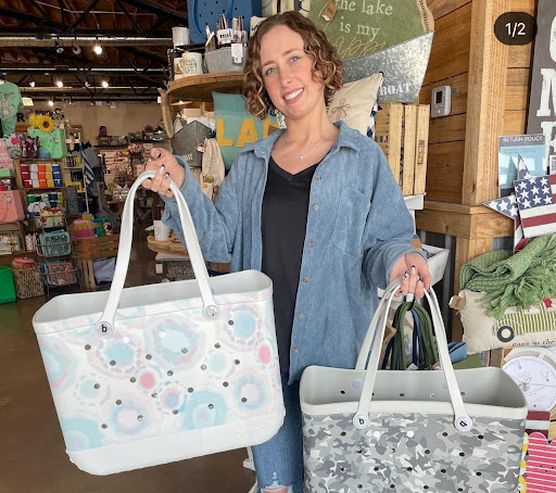 Gift Shop «Under the Carolina Moon», reviews and photos, 141 Patchwork Row, Easley, SC 29640, USA