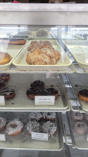 Donut Shop «Donuts Pies & More», reviews and photos, 6107 54th Ave N, Kenneth City, FL 33709, USA