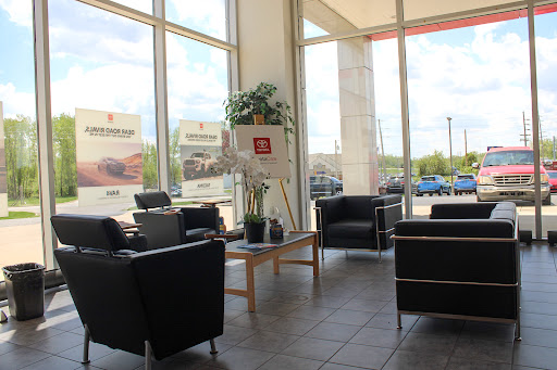 Car Dealer «Toyota of Warsaw», reviews and photos, 448 W 250 N, Warsaw, IN 46582, USA