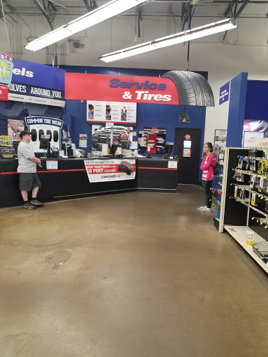 Auto Parts Store «Pep Boys Auto Parts & Service», reviews and photos, 620 N Green Bay Rd, Waukegan, IL 60085, USA