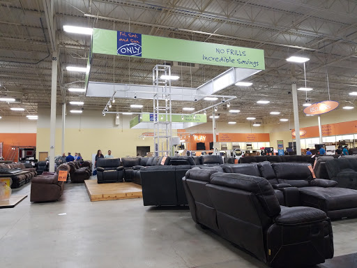 Furniture Store «Weekends Only Furniture & Mattress», reviews and photos, 14205 Manchester Rd, Manchester, MO 63011, USA