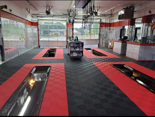 Auto Repair Shop «Quality Lubrication Oil Change and Auto Center», reviews and photos, 3450 E Walton Blvd, Auburn Hills, MI 48326, USA