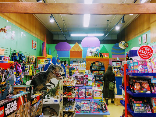 Toy Store «Alakazam Toys & Gifts», reviews and photos, 100 E Main St, Charlottesville, VA 22902, USA