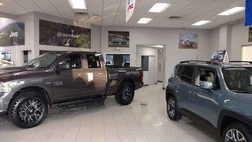 Car Dealer «Gurnee Chrysler Jeep Dodge Ram», reviews and photos, 7255 Grand Ave, Gurnee, IL 60031, USA