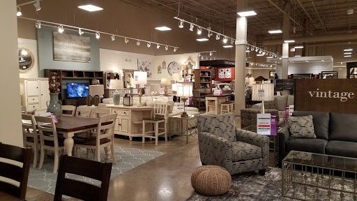 Furniture Store «Ashley Furniture HomeStore», reviews and photos, 3000 Gateway St #300, Springfield, OR 97477, USA