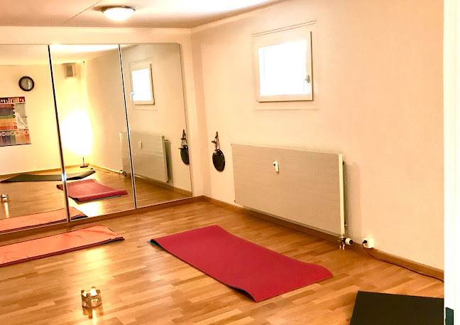 Rezensionen über FIT& WELL Massagen und Reflexzonentherapie in Reinach - Masseur