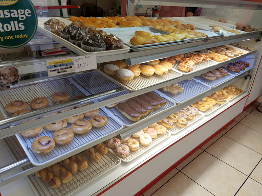 Donut Shop «Denton Donuts», reviews and photos, 505 W University Dr, Denton, TX 76201, USA