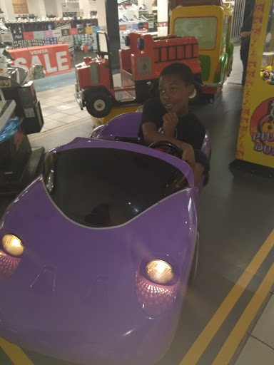 Shopping Mall «Cape Cod Mall», reviews and photos, 769 Iyannough Rd, Hyannis, MA 02601, USA