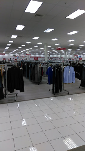 Clothing Store «Burlington Coat Factory», reviews and photos, 155 US-130, Cinnaminson, NJ 08077, USA