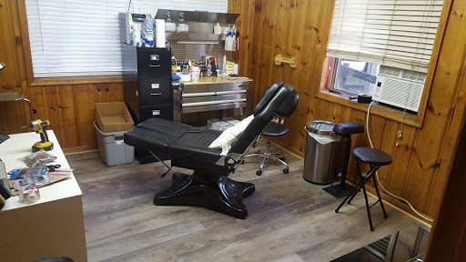 Tattoo Shop «Twisted Inks», reviews and photos, 304 Ridge St A, Charlottesville, VA 22902, USA