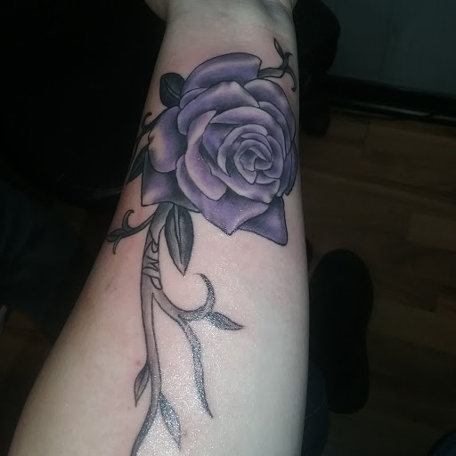 Tattoo Shop «Silkworm Tattoo», reviews and photos, 520 Main St, Hamilton, OH 45013, USA