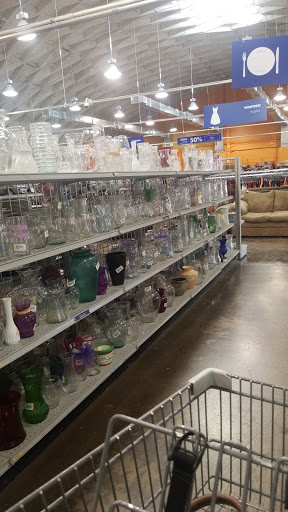 Thrift Store «Goodwill Store and Donation Center», reviews and photos, 3401 Fredericksburg Rd, San Antonio, TX 78201, USA