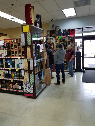 State Liquor Store «Liquor Barn», reviews and photos, 8170 W Golf Rd, Niles, IL 60714, USA