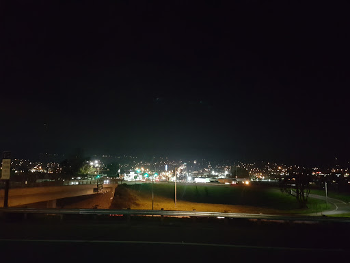 Car Dealer «Simi Valley Ford», reviews and photos, 2440 First St, Simi Valley, CA 93065, USA