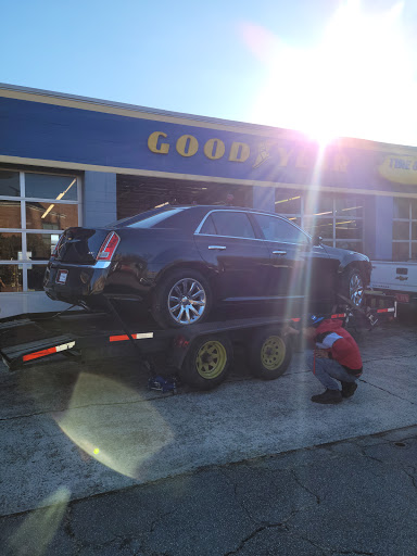 Tire Shop «Goodyear Auto Service Center», reviews and photos, 29 Lagrange St, Newnan, GA 30263, USA
