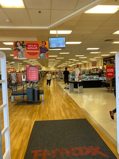 Department Store «T.J. Maxx», reviews and photos, 19 Golf Center, Hoffman Estates, IL 60195, USA