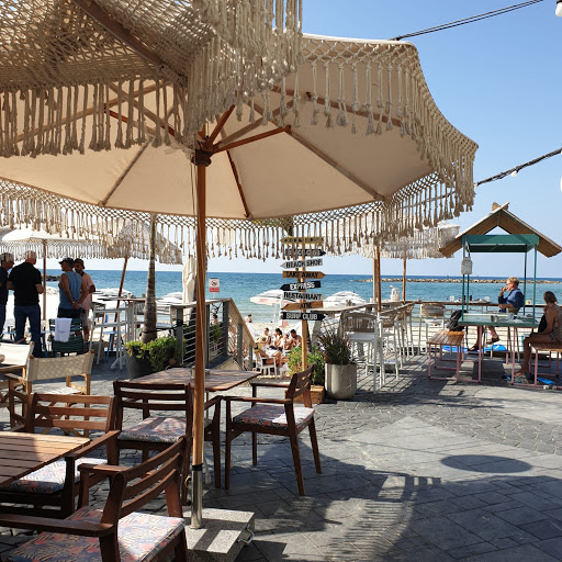 Beach restaurants in Tel Aviv