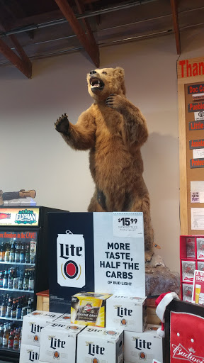 Liquor Store «Big Bear Wine & Liquor, Inc.», reviews and photos, 2037 S Pueblo Blvd, Pueblo, CO 81005, USA