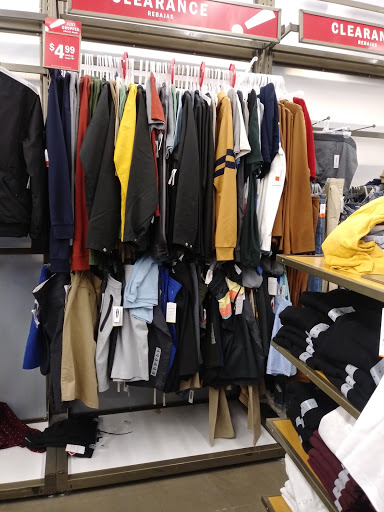 Clothing Store «Old Navy», reviews and photos, 106 Laurel Mall Dr #3, Hazleton, PA 18202, USA