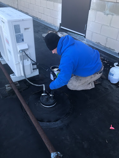 Roofing Contractor «Weather Guard Roofing», reviews and photos, 15040 Melrose, Livonia, MI 48154, USA