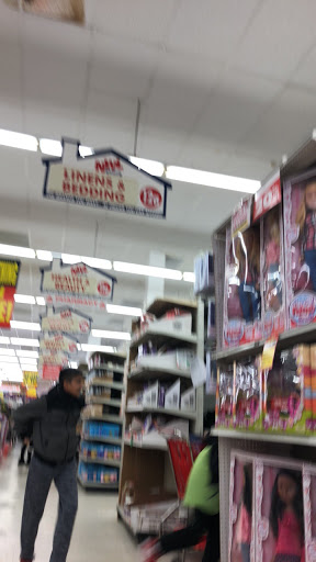 Discount Store «National Wholesale Liquidators», reviews and photos, 7101 Kissena Blvd, Flushing, NY 11367, USA