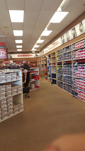 Shoe Store «DSW Designer Shoe Warehouse», reviews and photos, 79150 CA-111, La Quinta, CA 92253, USA