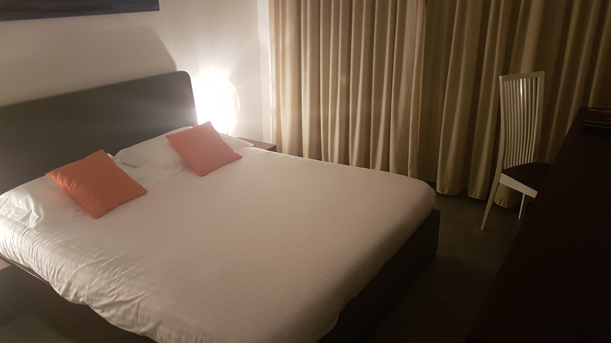 Photo n° 15 de l'avis de DJ.i fait le 13/02/2018 à 05:15