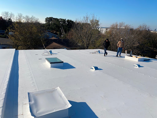 Roofing Contractor «Quality Roofing», reviews and photos, 8222 N Lamar Blvd E-43, Austin, TX 78753, USA