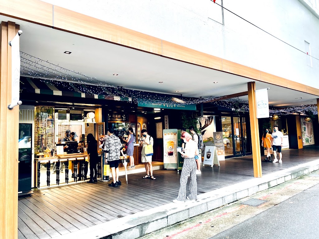 鶴茶樓- 鶴頂紅茶商店(南西誠品店) 的照片