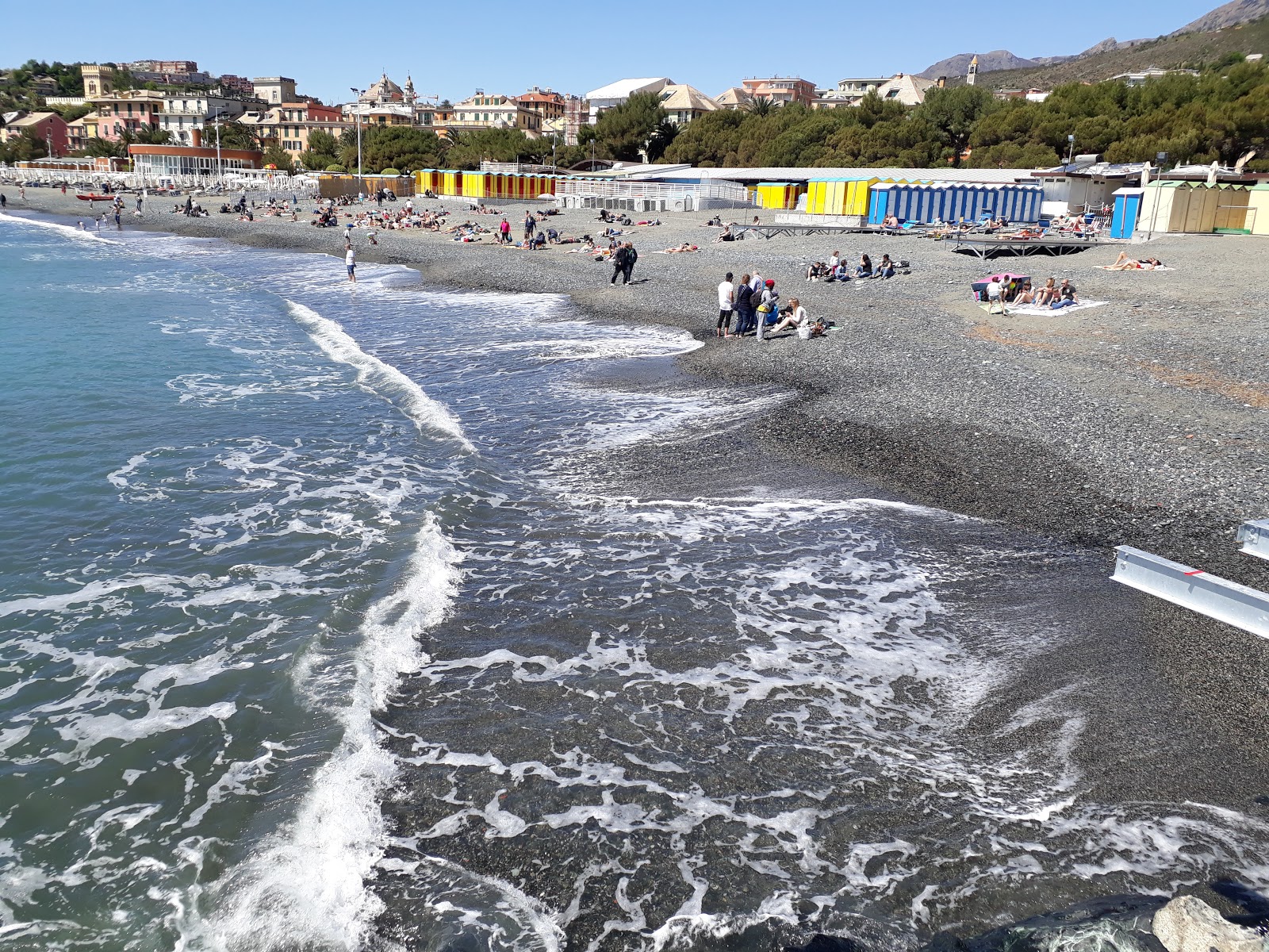 Spiaggia di Arenzano'in fotoğrafı kısmen temiz temizlik seviyesi ile