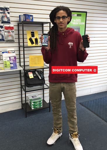 Computer Store «Digitcom Computer & Cell Phone Repair», reviews and photos, 1151 Deer Park Ave, North Babylon, NY 11703, USA