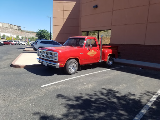 Car Dealer «York Dodge Chrysler Jeep RAM», reviews and photos, 500 Prescott Lakes Pkwy, Prescott, AZ 86301, USA