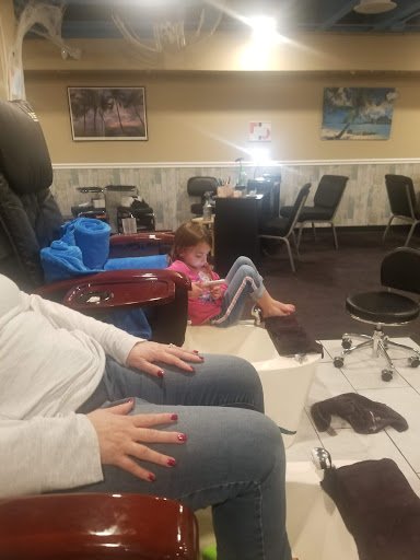 Shopping Mall «Clearview Shopping Center», reviews and photos, 1000 Carlisle St, Hanover, PA 17331, USA