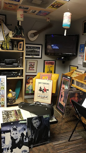 Consignment Shop «Retreat Home & Lifestyle Resale Store», reviews and photos, 1501 US-190, Covington, LA 70433, USA