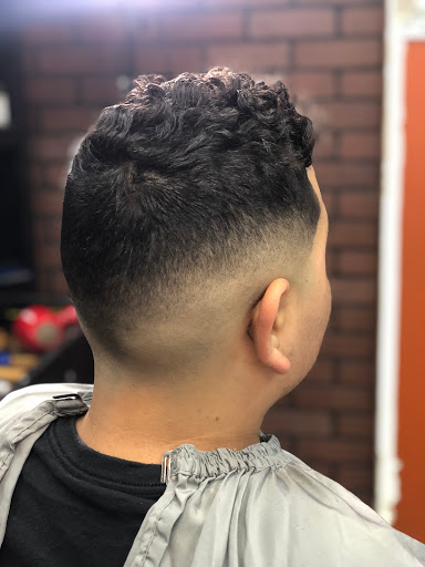 Barber Shop «Estrella Barbershop», reviews and photos, 6500 FM 2100 #240, Crosby, TX 77532, USA