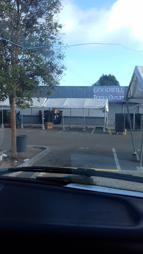 Outlet Store «Goodwill Outlet & Donation Center», reviews and photos