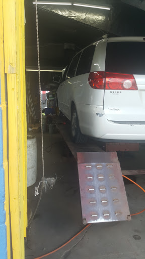 Auto Repair Shop «Chicago Discount Tires», reviews and photos, 3101 Mannheim Rd, Franklin Park, IL 60131, USA