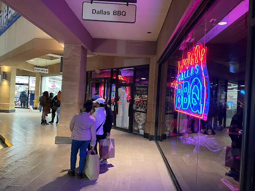 Shopping Mall «Bay Plaza Shopping Center», reviews and photos, 2100 Bartow Ave, Bronx, NY 10475, USA