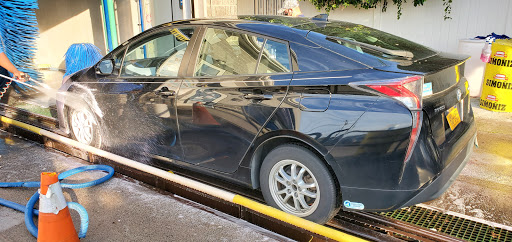 Car Wash «Rainbow Car Wash», reviews and photos, 225 W Old Country Rd, Hicksville, NY 11801, USA