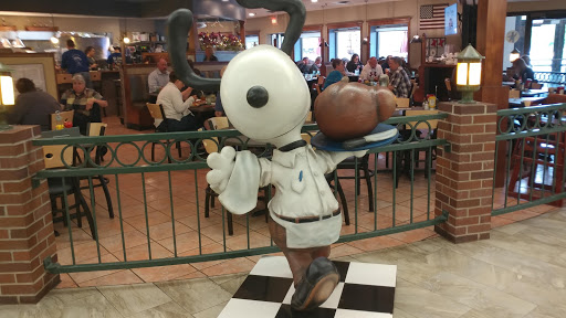 Shopping Mall «Valley Creek Mall», reviews and photos, 1750 Weir Dr, St Paul, MN 55125, USA