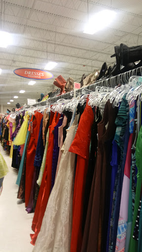Thrift Store «Texas Thrift Store», reviews and photos, 200 Ash Ave, McAllen, TX 78501, USA