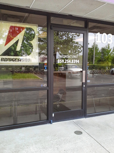 Auto Repair Shop «Fleet Doc Auto Repair & Maintenance», reviews and photos, 1031 Contract St, Lexington, KY 40505, USA