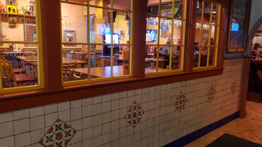 Mexican Restaurant «Margaritas Mexican Restaurant», reviews and photos, 1 Keewaydin, Salem, NH 03079, USA