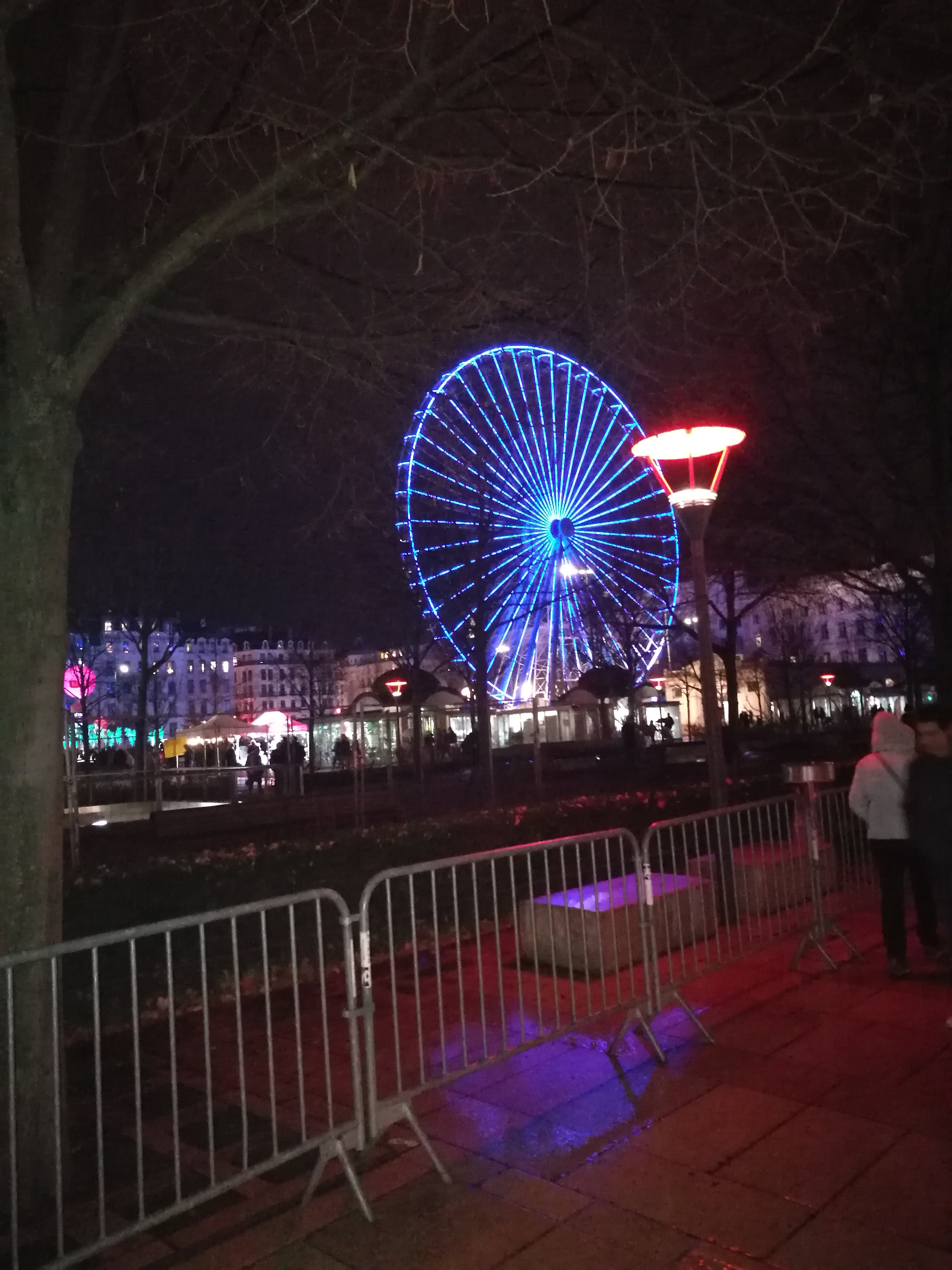 Photo n° 11 de l'avis de Frenchnraughmoobthoj.h fait le 09/12/2019 à 19:02