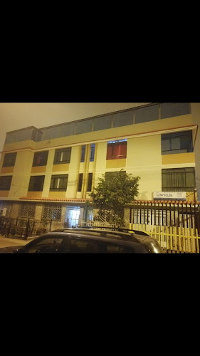 Opiniones de Centro Odontológico Dentolife en San Martín de Porres - Dentista